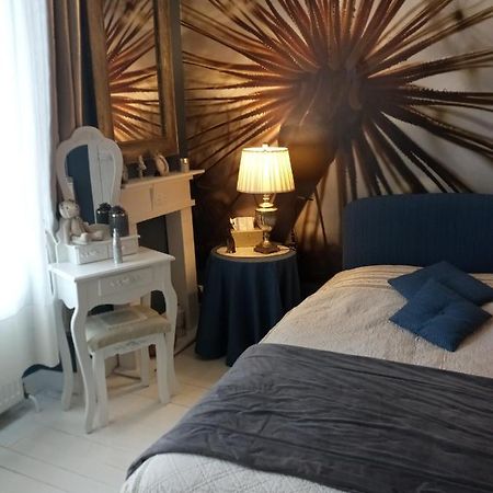 Chambre Bounty, B&B, Cuisine Privee, Lit Queen Size, Terrasse, Parking, Garage Olliergues Εξωτερικό φωτογραφία