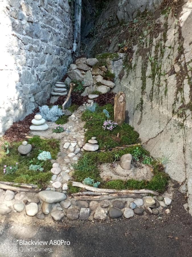 Chambre Bounty, B&B, Cuisine Privee, Lit Queen Size, Terrasse, Parking, Garage Olliergues Εξωτερικό φωτογραφία