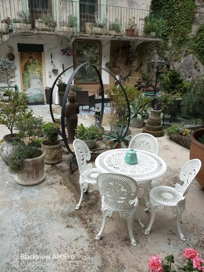Chambre Bounty, B&B, Cuisine Privee, Lit Queen Size, Terrasse, Parking, Garage Olliergues Εξωτερικό φωτογραφία
