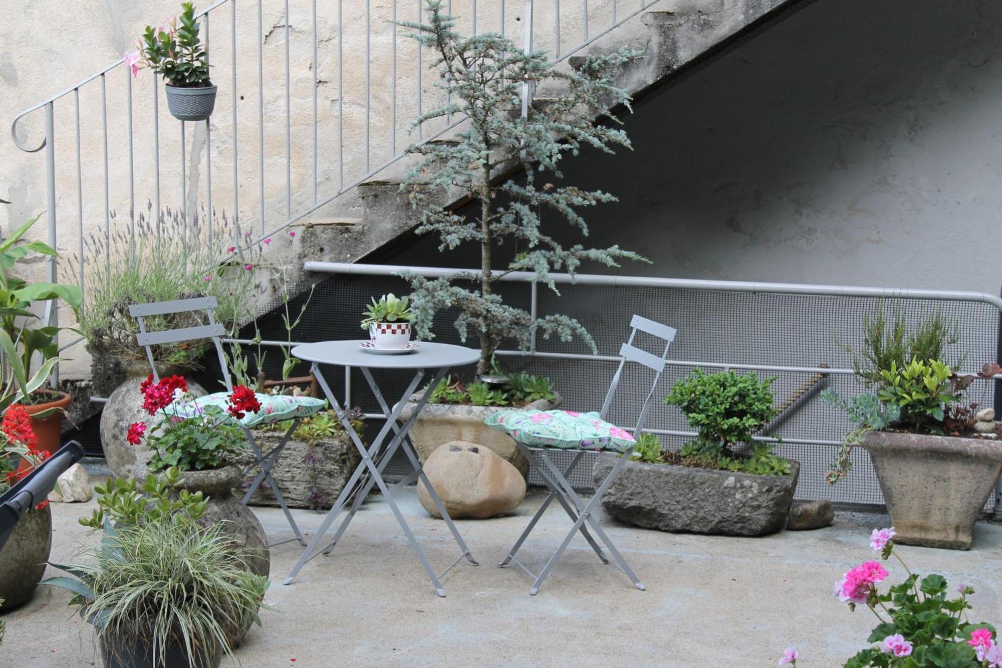 Chambre Bounty, B&B, Cuisine Privee, Lit Queen Size, Terrasse, Parking, Garage Olliergues Εξωτερικό φωτογραφία