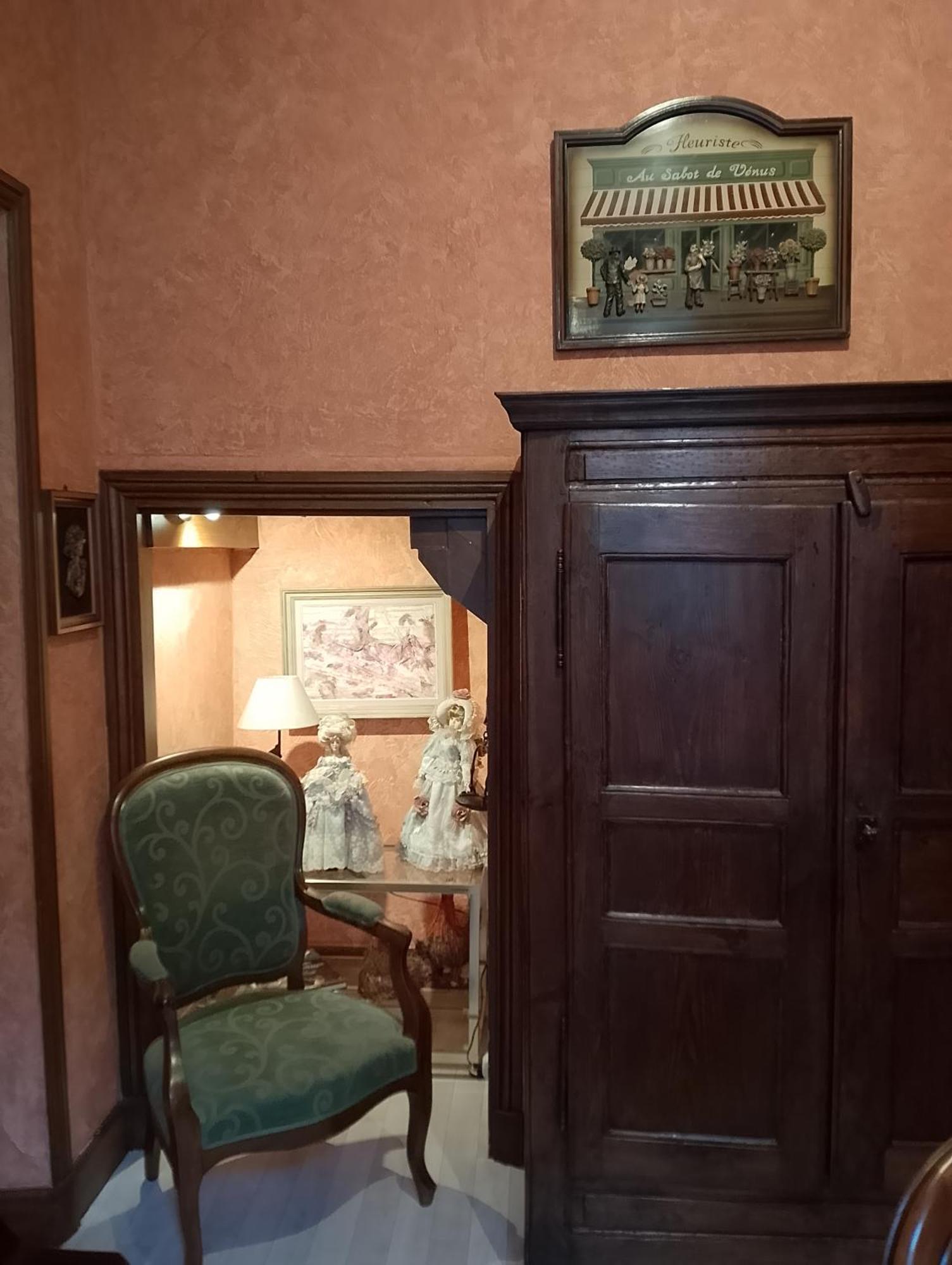 Chambre Bounty, B&B, Cuisine Privee, Lit Queen Size, Terrasse, Parking, Garage Olliergues Εξωτερικό φωτογραφία