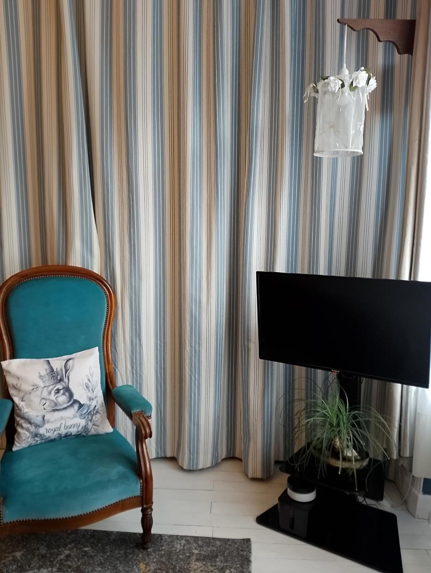 Chambre Bounty, B&B, Cuisine Privee, Lit Queen Size, Terrasse, Parking, Garage Olliergues Εξωτερικό φωτογραφία